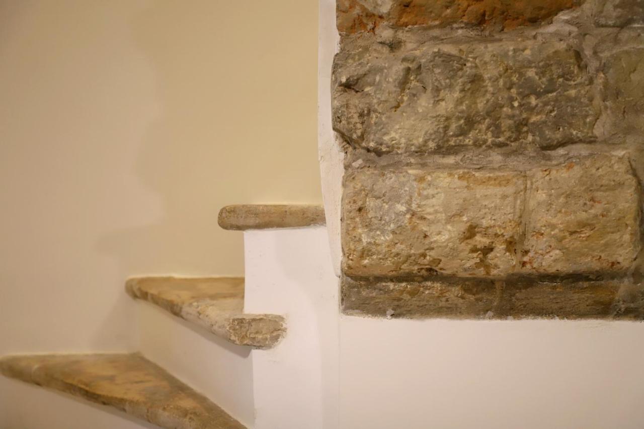 Vista Borgo Antico Hotel Бари Екстериор снимка