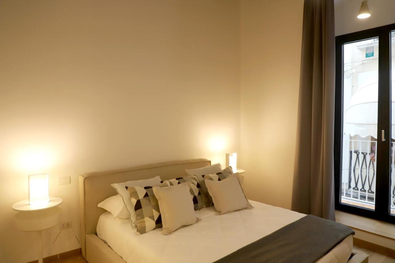 Vista Borgo Antico Hotel Бари Екстериор снимка